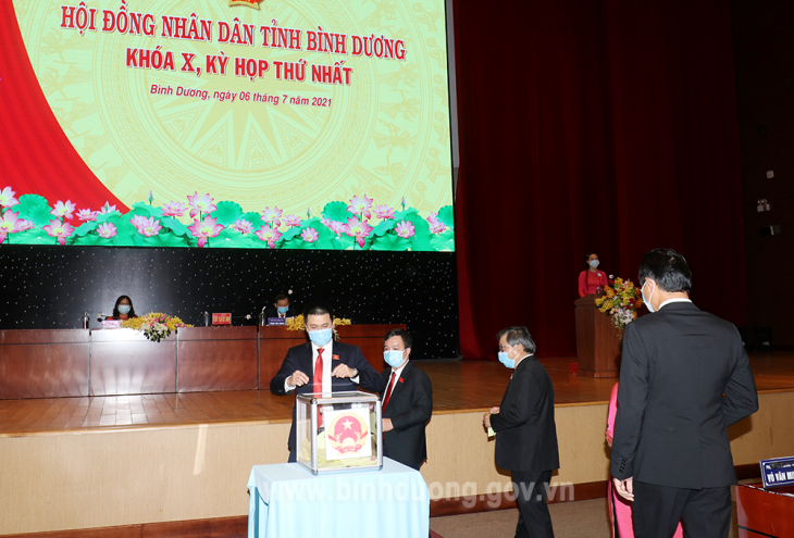 Tin tức sự kiện – Ông Võ Văn Minh được bầu làm Chủ tịch UBND