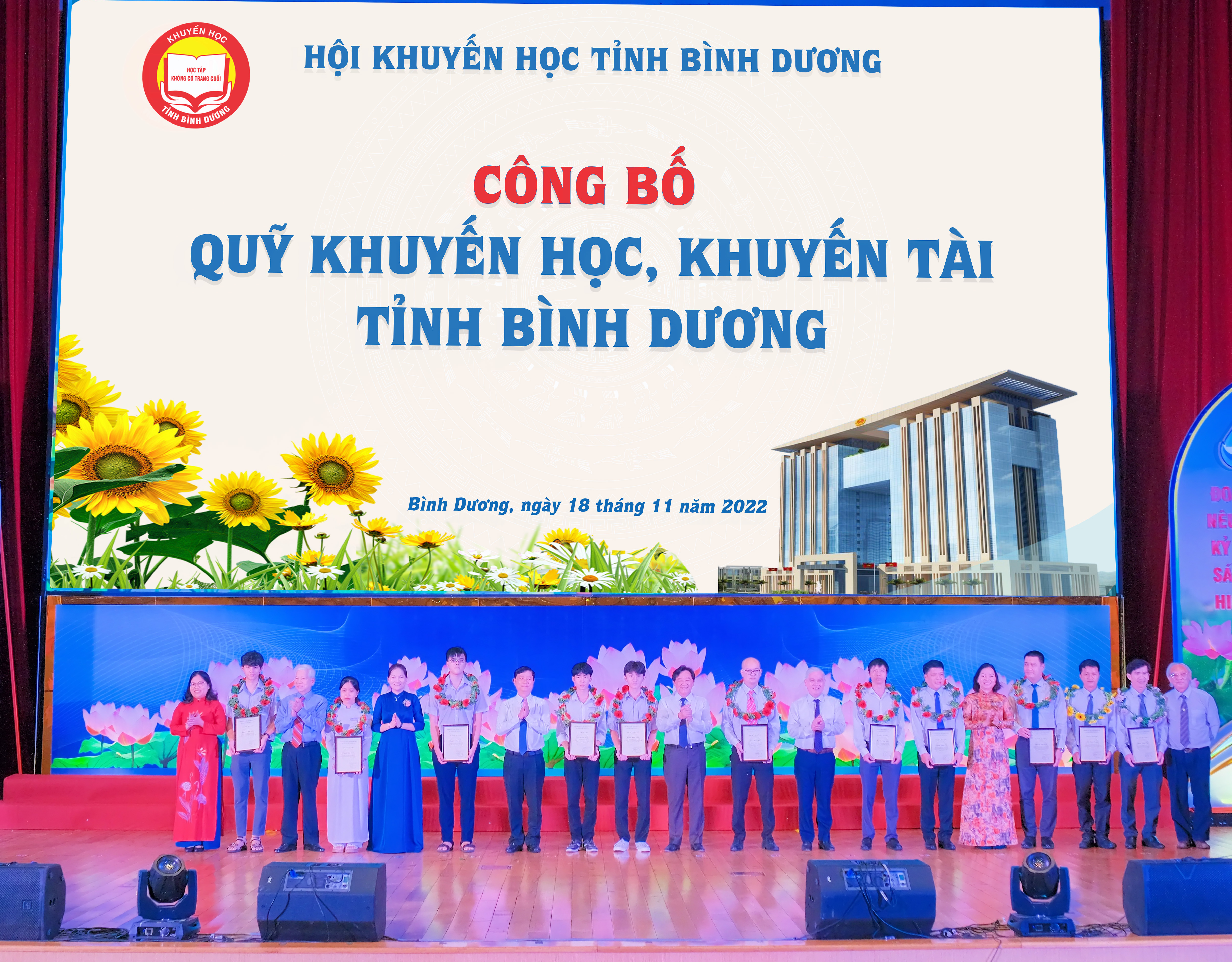 1 KMC (60)-net-phong.jpg