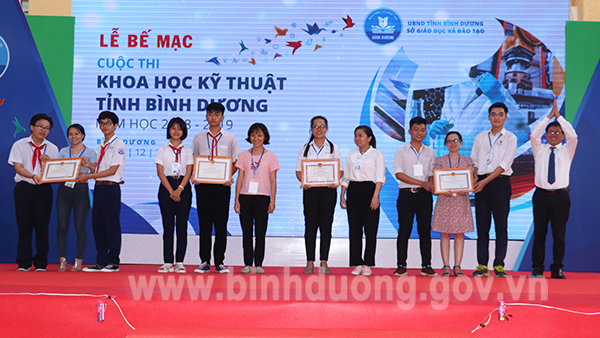 Cuoc thiKHKT 2018 6.jpg