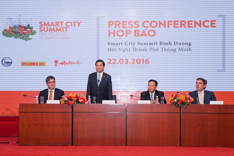 Hop bao 2.jpg