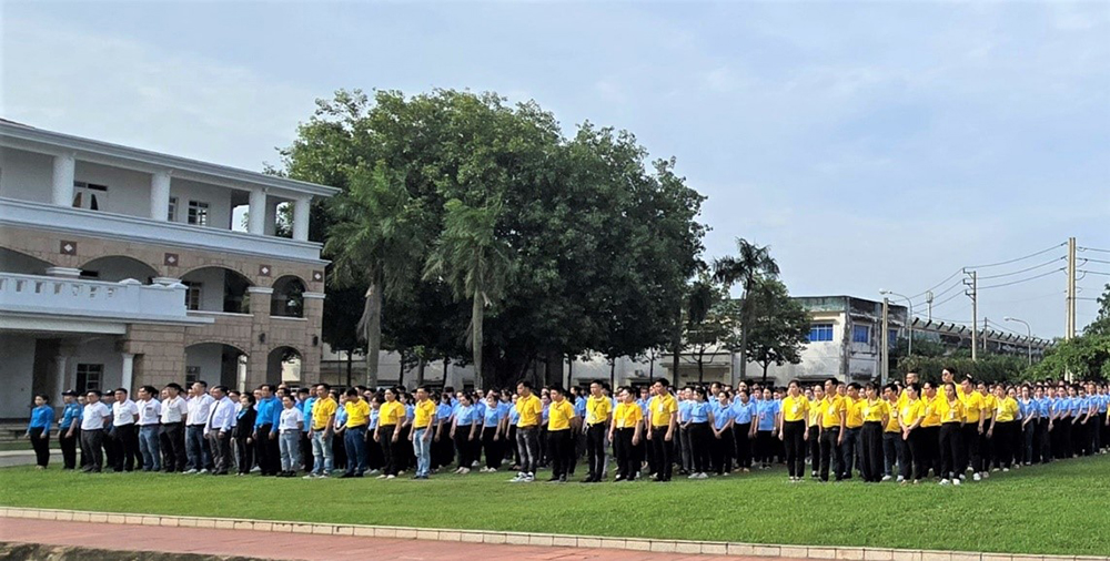 Hơn 600 công nhân lao động Công ty TNHH giày Vĩnh Nghĩa 2.jpg