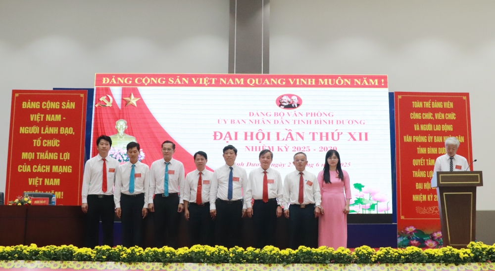 Dai hoi Dang bo VP UBND tinh-5.JPG