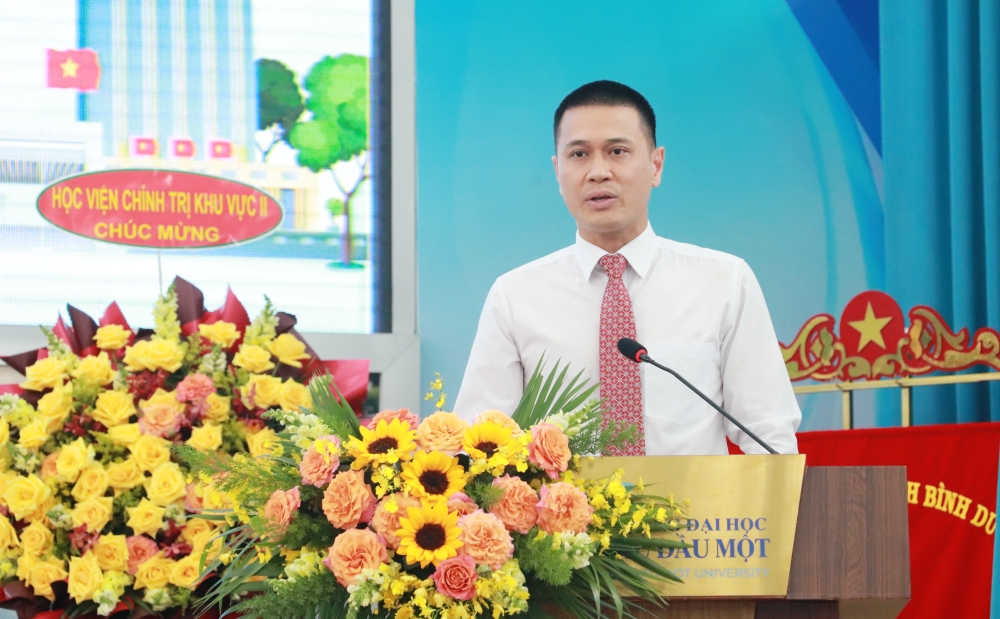 Hoi nghi chao mung ngay 18.5-4.JPG