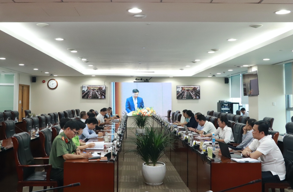 Hop truc tuyen xay dung nong thon moi-3.JPG
