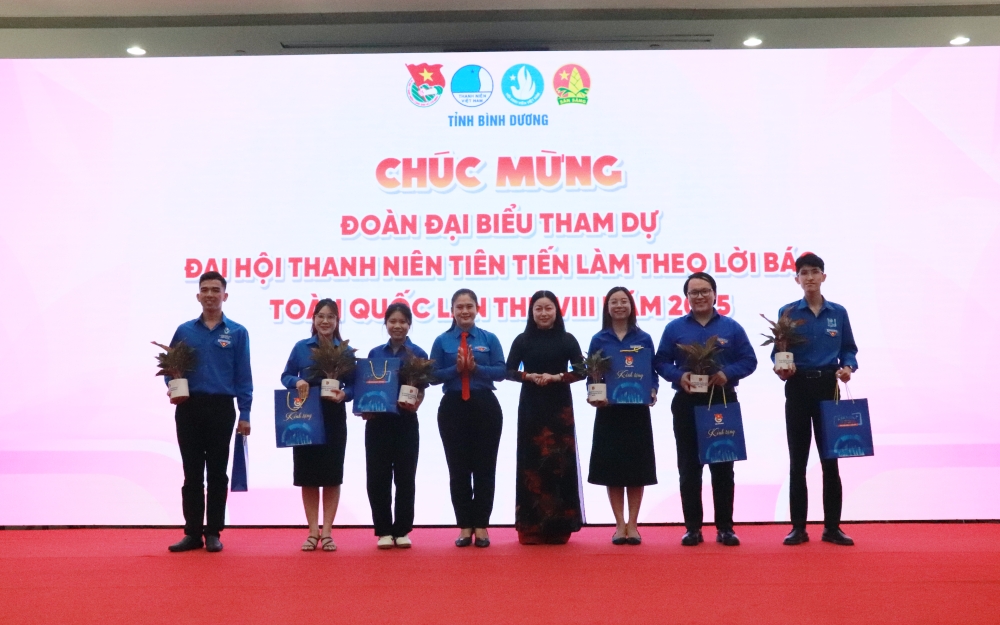 Tinh Doan tong ket Chi thi 05-8.JPG