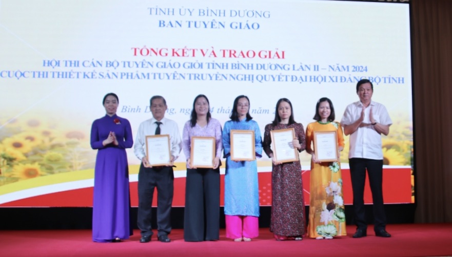 3. Cuộc thi thiết kế sản phẩm tuyên truyền 2.jpg