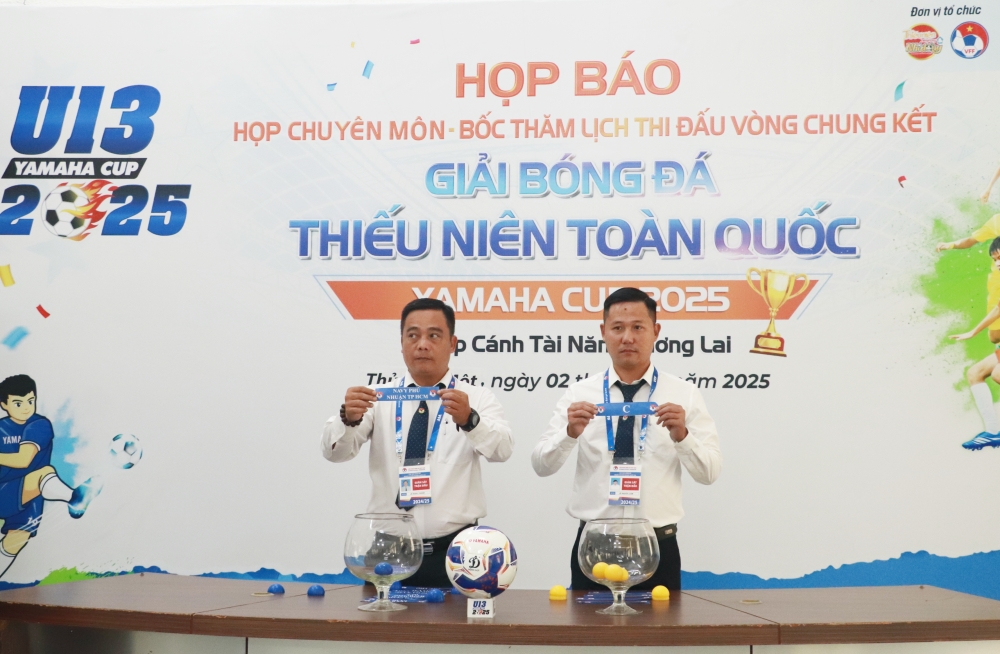 Giai bong da thieu nien toan quoc 2025-5.JPG
