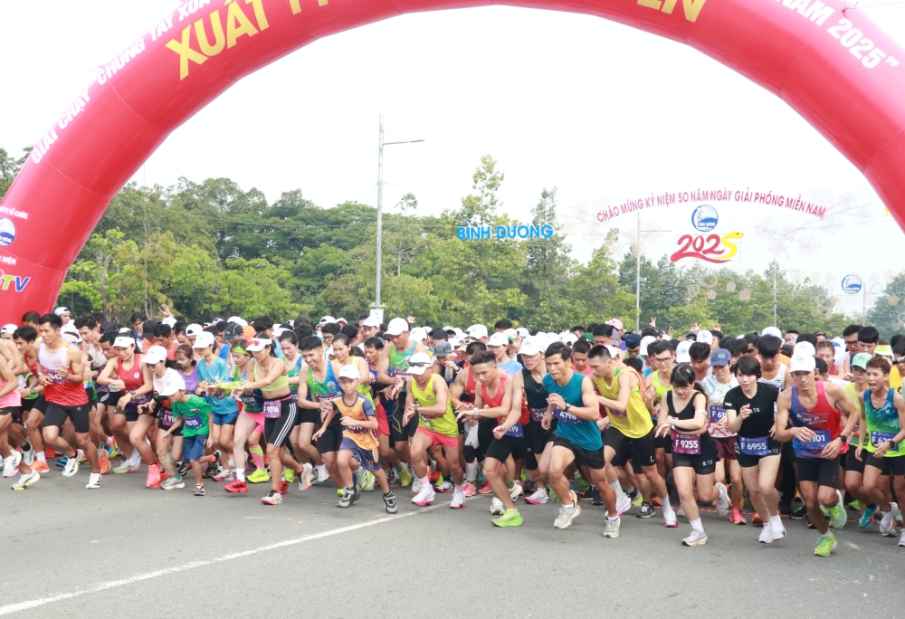 Giai chay Chung tay xoa nha tam, nha dot nat-12.JPG
