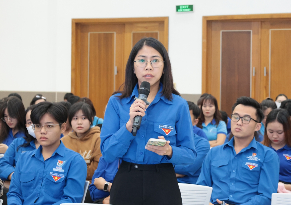 Hoi nghi TNCNLĐT-7.jpg