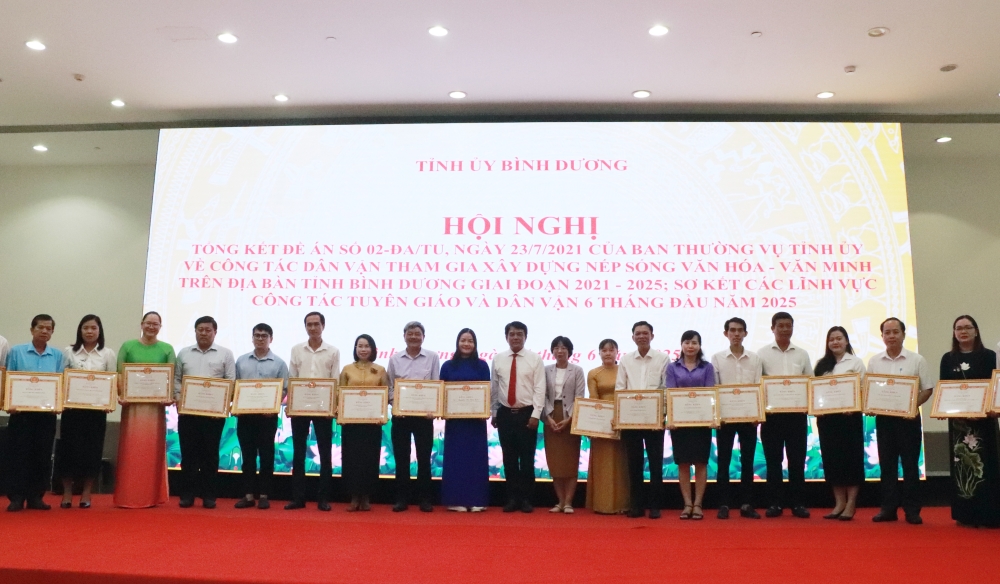 Hoi nghi tong ket De an 02-12.JPG