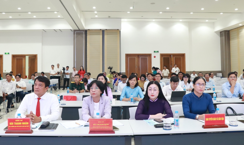 Hoi nghi tong ket De an 02-2.JPG