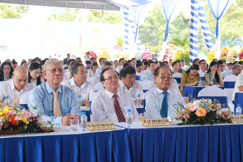 Khoi dong Nha may phat dien rac BIWASE-2.JPG