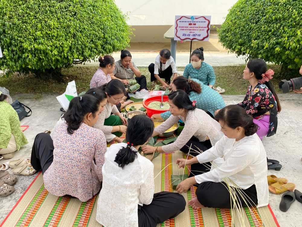 Le Gio To Hung Vung 2025-11.jpg