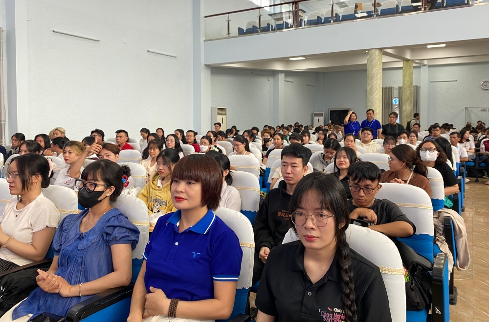 Ngay hoi viec lam 2025-3.jpg