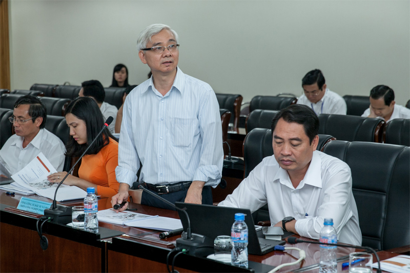 Ong Pham Ngoc Thuan-PTGD Becamex.jpg