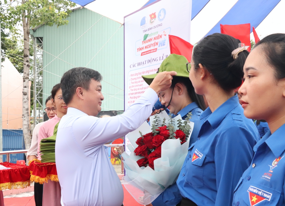 Ra quan Chien dich TNTN he 2025-1.JPG