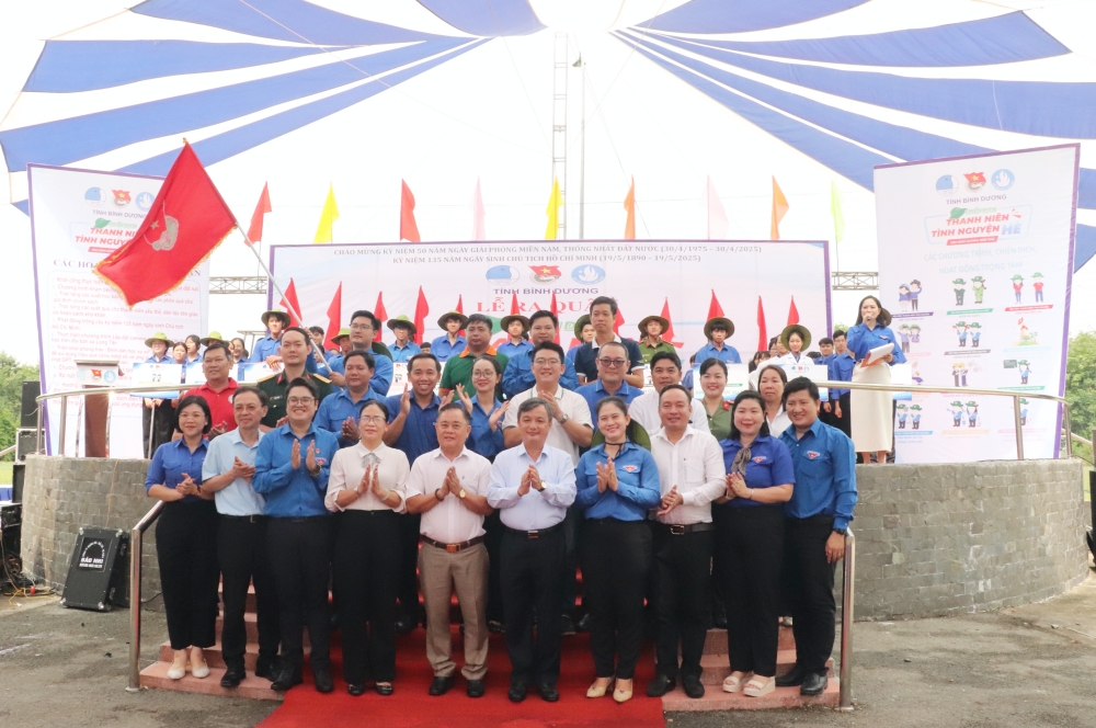 Ra quan Chien dich TNTN he 2025-13.JPG
