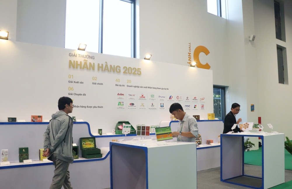 Trien lam VPPE 2025-24.JPG