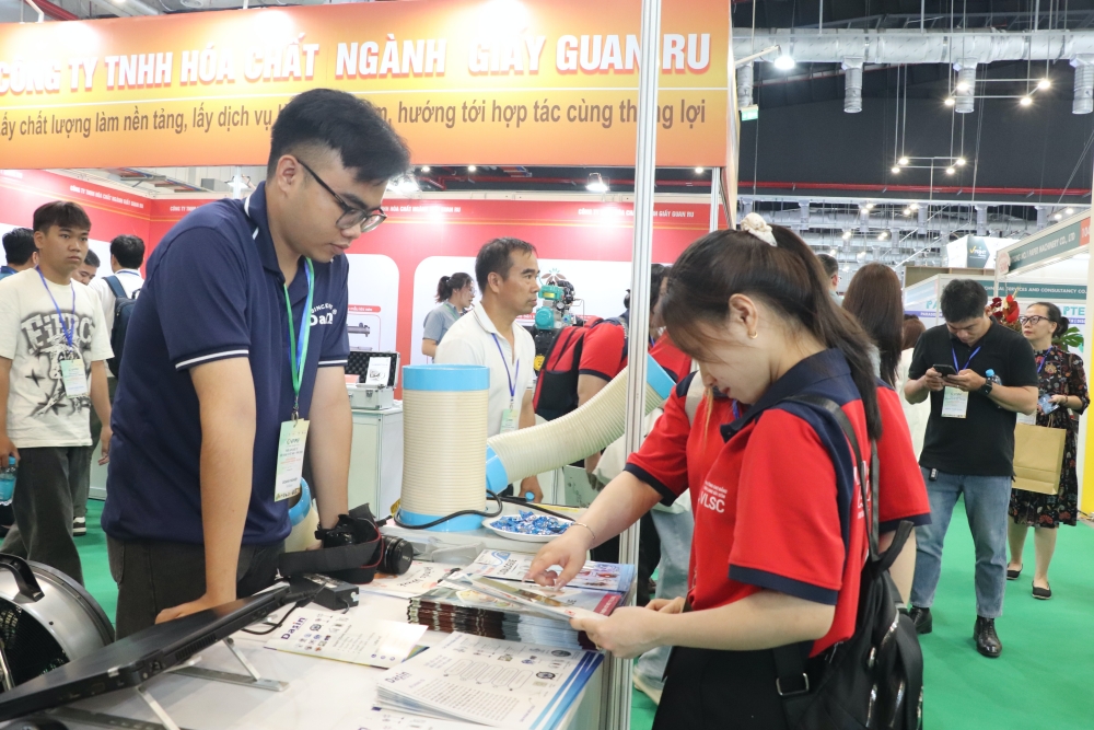 Trien lam VPPE 2025-25.JPG