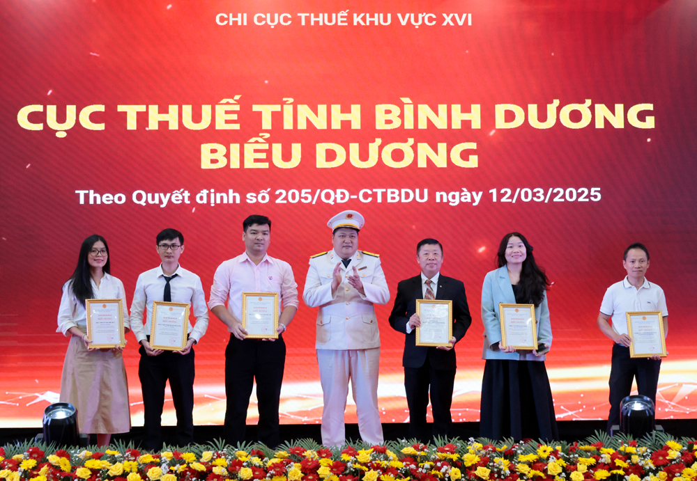 cucthue2362.jpg