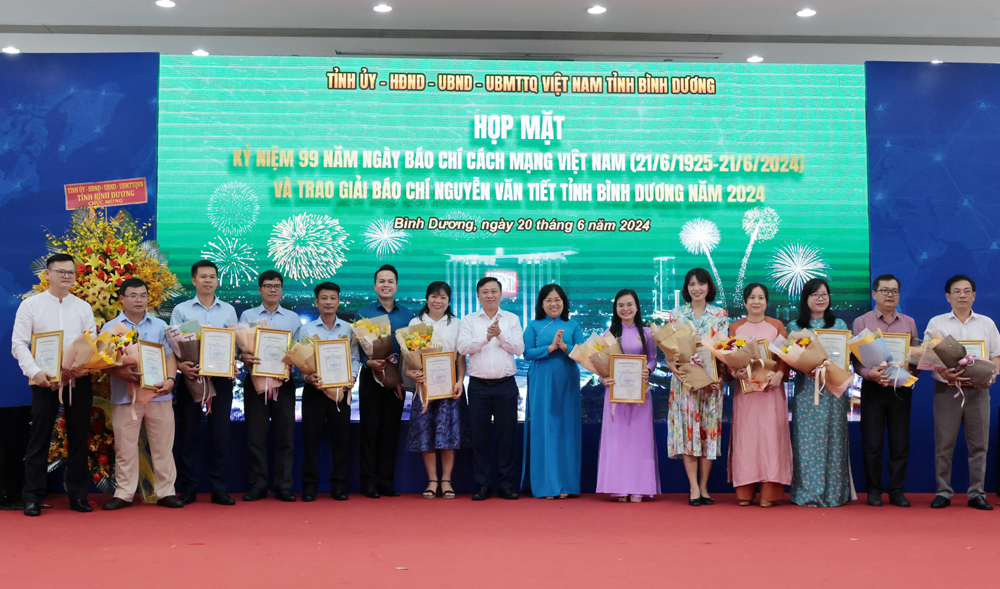 hopmatbaochi202410.jpg