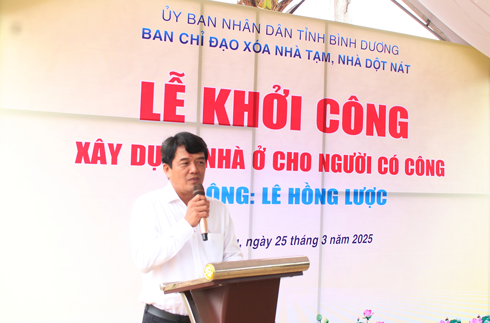 đồng chí Bùi Thanh Nhân phát biểu chỉ đạo tại buỗi lễ.jpg
