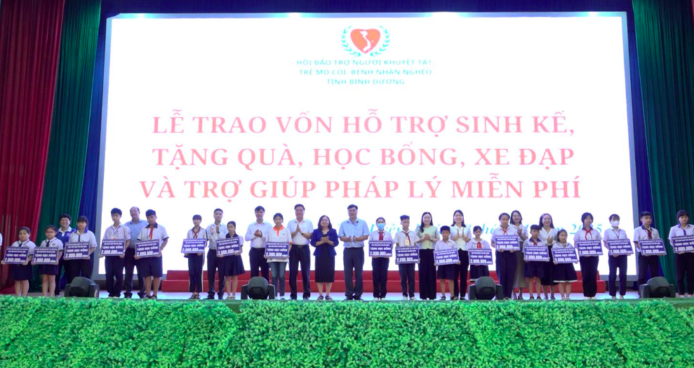 Ảnh chụp Màn hình 2025-04-18 lúc 21.31.17.png