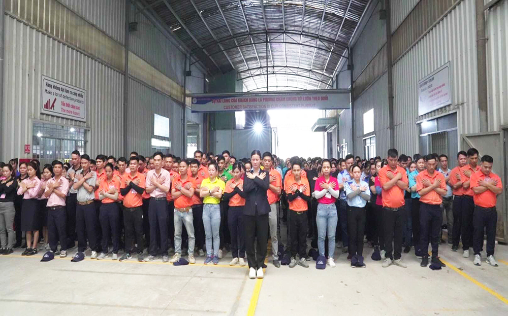 Người lao động tưởng nhớ Tổng Bí thư Nguyễn Phú Trọng.jpg