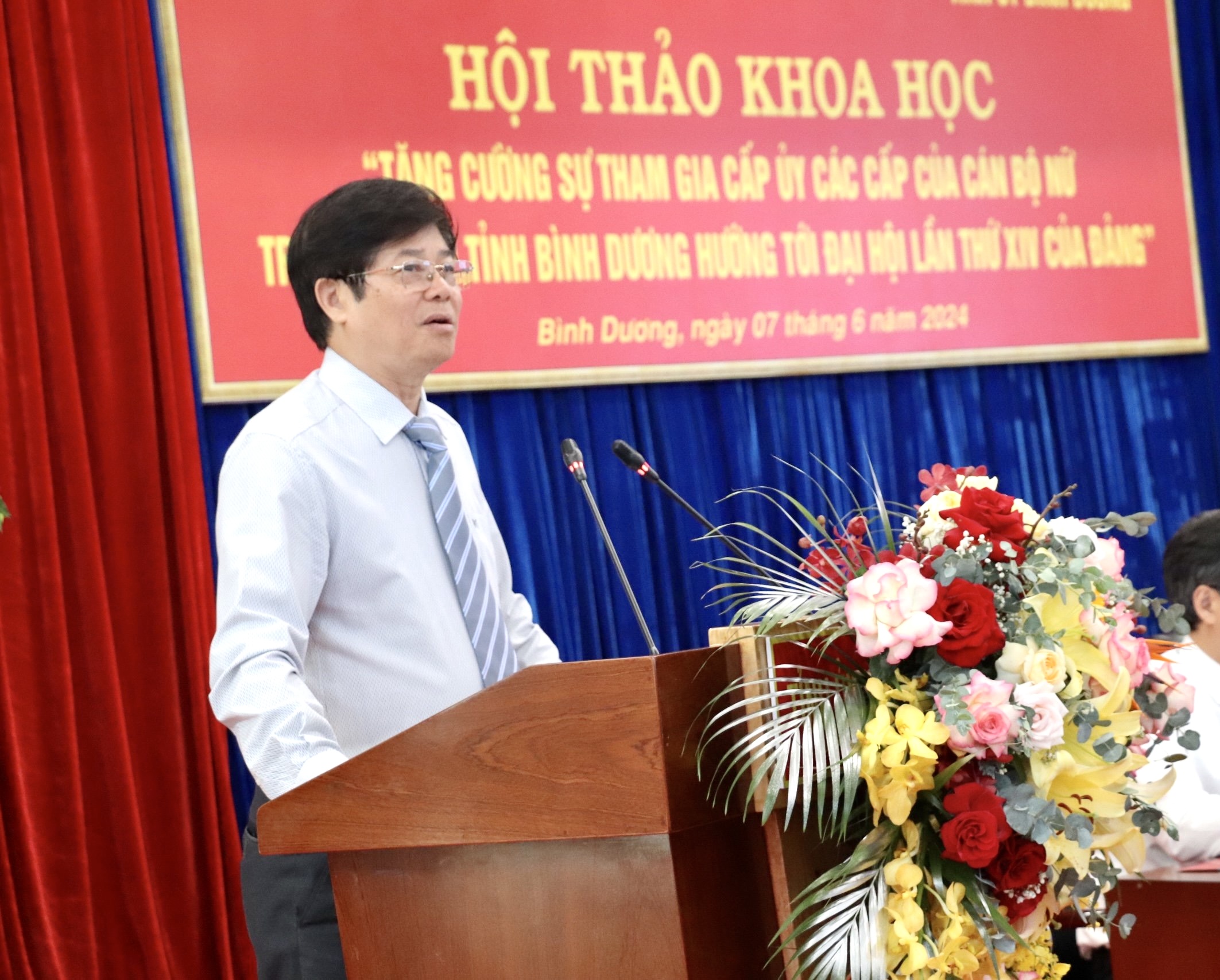 hoithaopn 3.jpg