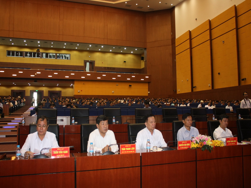 quan triet hoi nghi trung uong 2.jpg