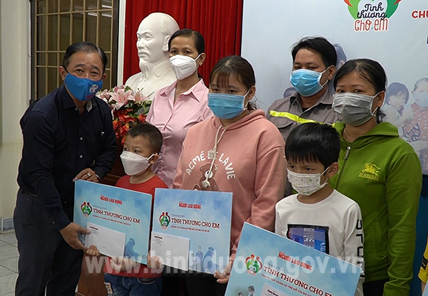 tinh-thuong-cho-em 3.jpg
