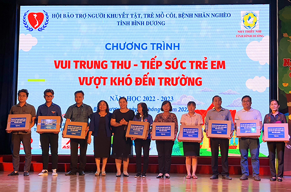 traohthbtnkt cachuyen.jpg