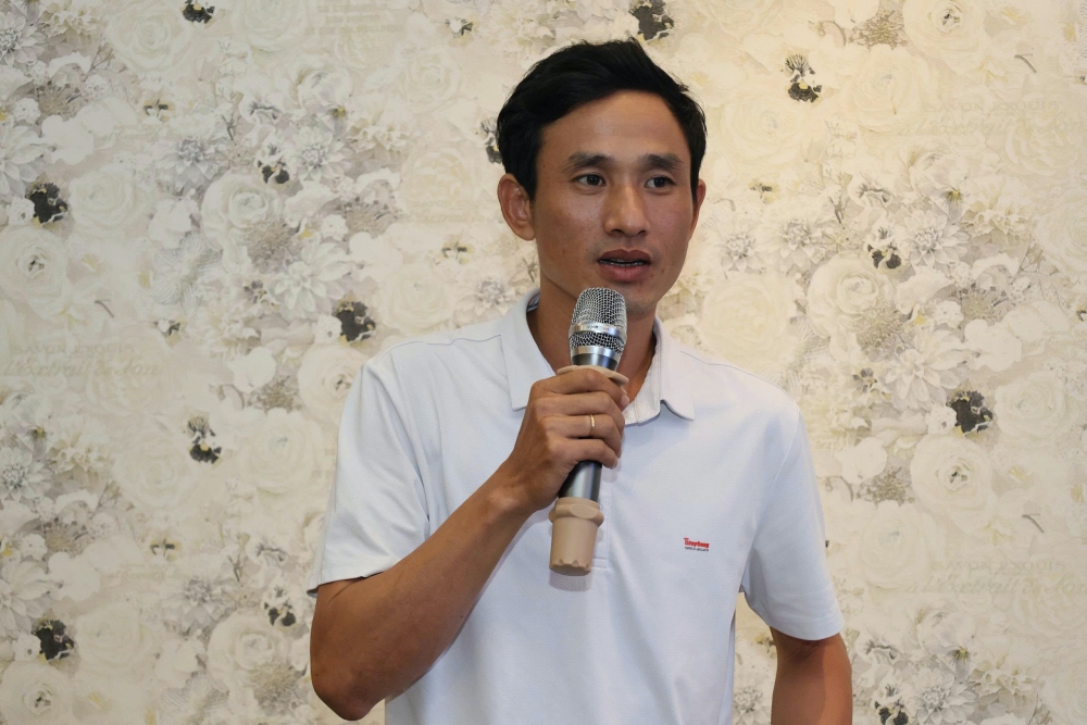 Hop mat can bo lam cong tac tuyen truyen, giao duc cua Doan-3.jpg