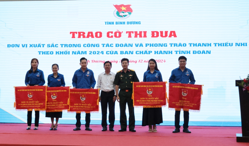 Tong ket cong tac Doan - Hoi va phong trao thanh thieu nhi-13.jpg