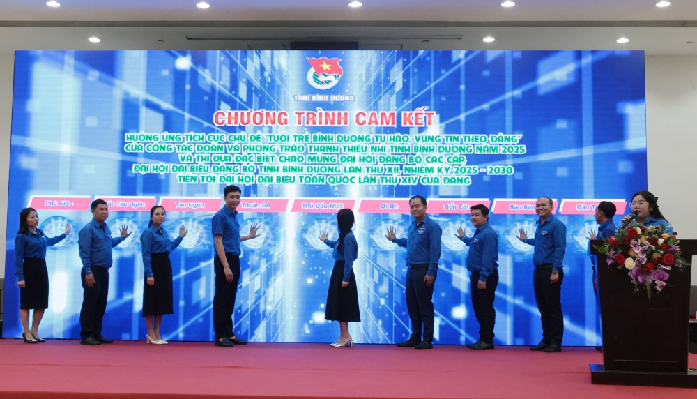 Tong ket cong tac Doan - Hoi va phong trao thanh thieu nhi-8.jpg