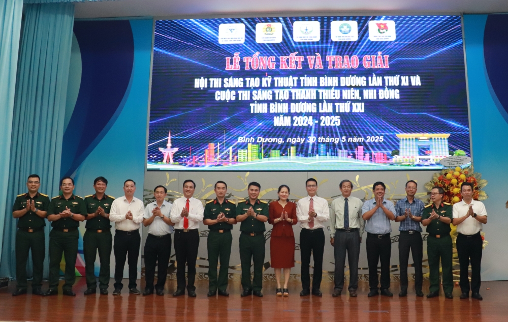 Tong ket va trao giai Hoi thi Cuoc thi 30.5-10.JPG