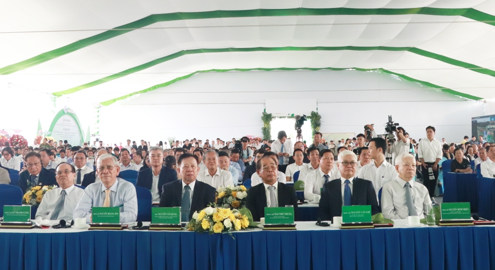 Le dong tho KCN Cay Truong, KCN Bau Bang mo rong-3.JPG