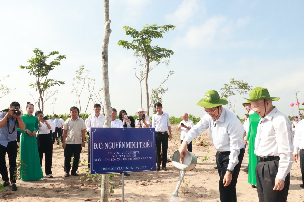 Le phat dong trong cay 2025-5.JPG