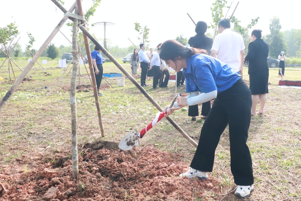 Le trong cay huu nghi VN-TQ-12.JPG