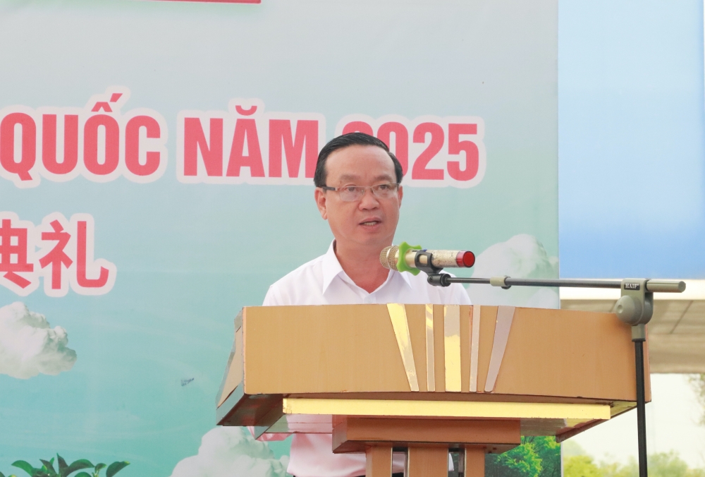 Le trong cay huu nghi VN-TQ-4.JPG