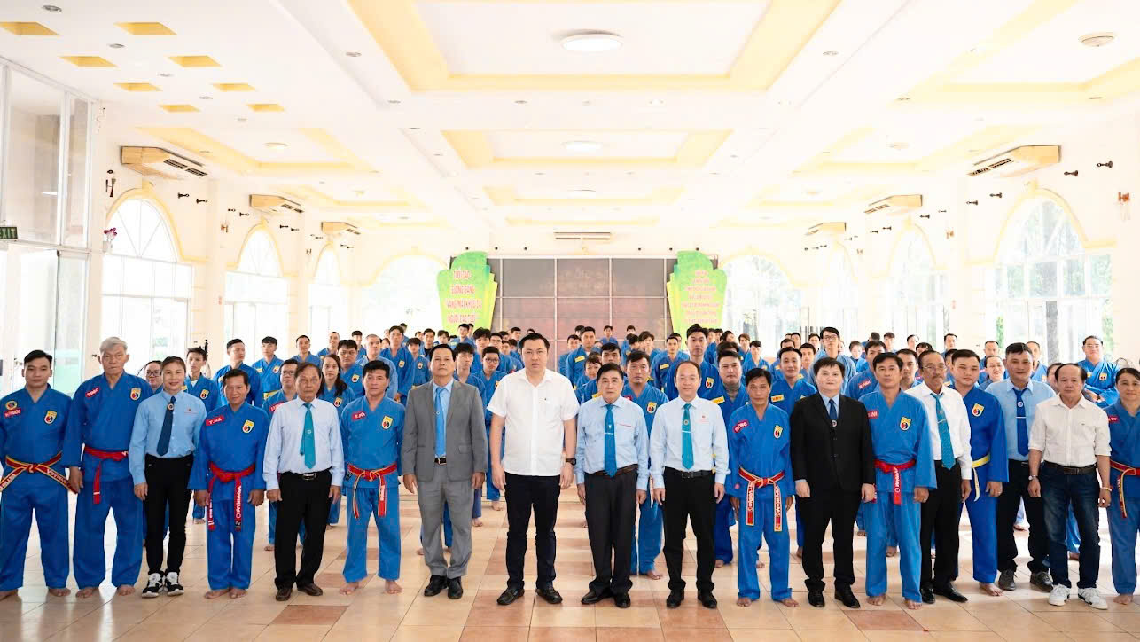 Tin lop tap huan Vovinam-3.jpg