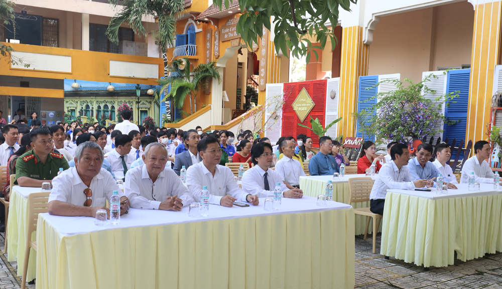 khaigiangmtvh1.jpg