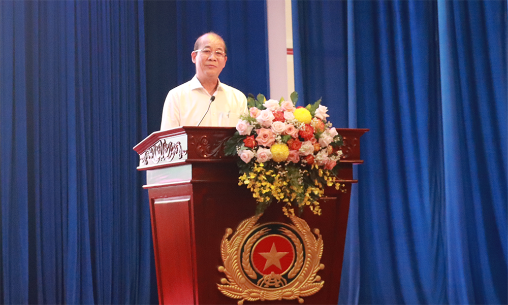 ông trinh duc tai- gd so dan tôc.png
