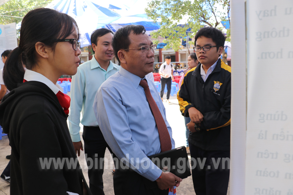 Thi KHKT 1.jpg