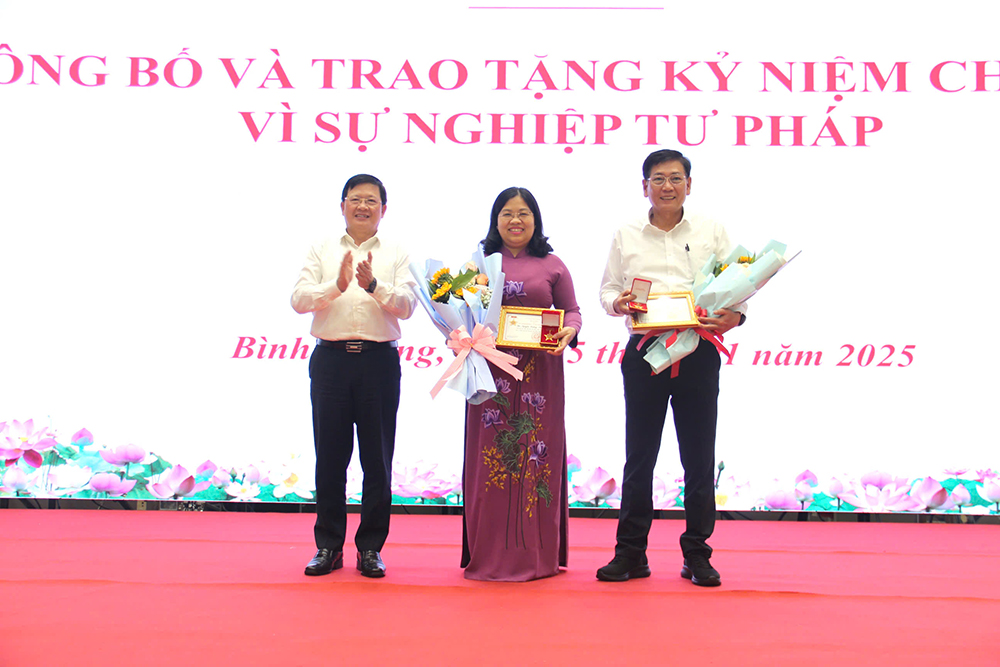 Tuphap-Kyniemchuongcanhan.jpg